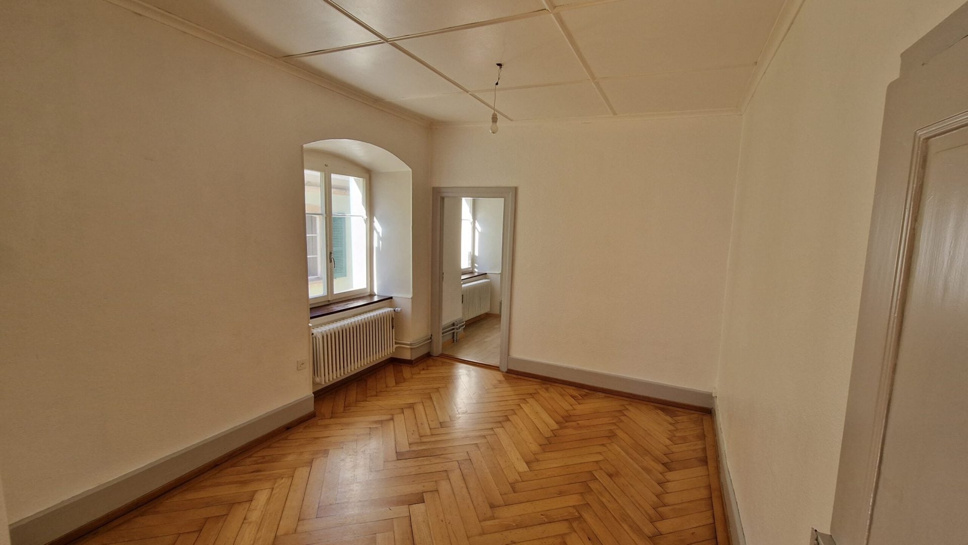 Bureaux 5.5 pièces au 3ème étage - photo 4
