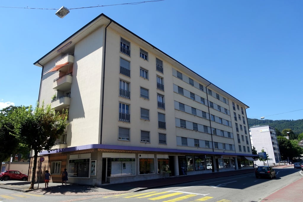 Appartement de 2 pièces au 5ème étage à Delémont - photo 2