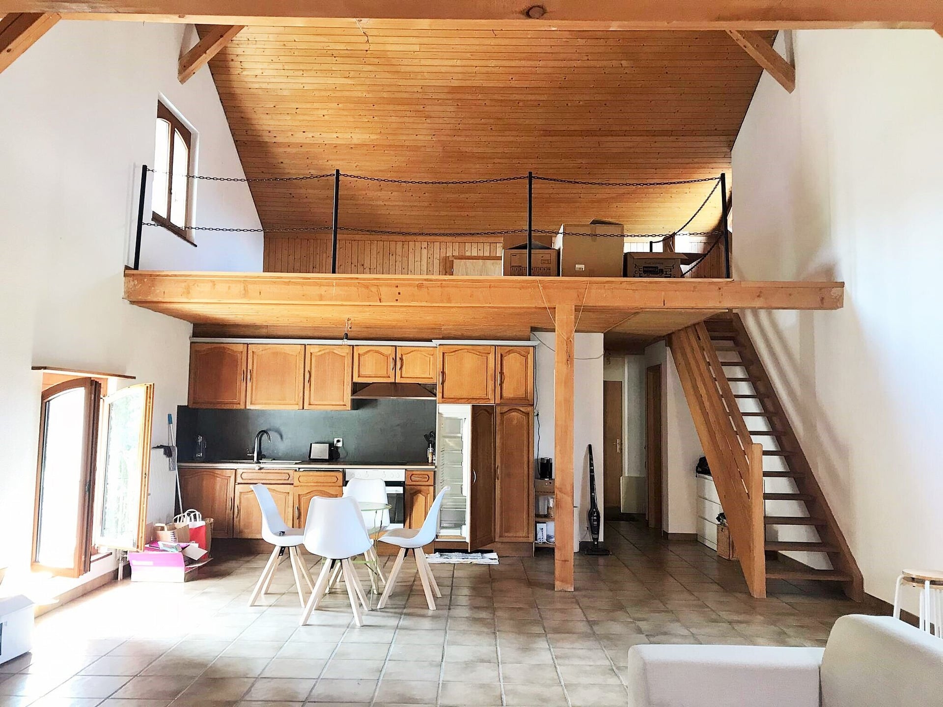 Appartement de 3.5 pièces au 2ème étage à Berlincourt à louer - photo 3