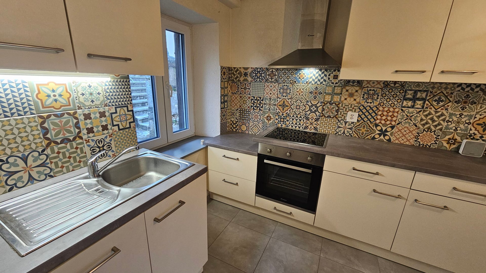 Appartement rénové de 2.5 pièces à louer à Courtemaîche - photo 2