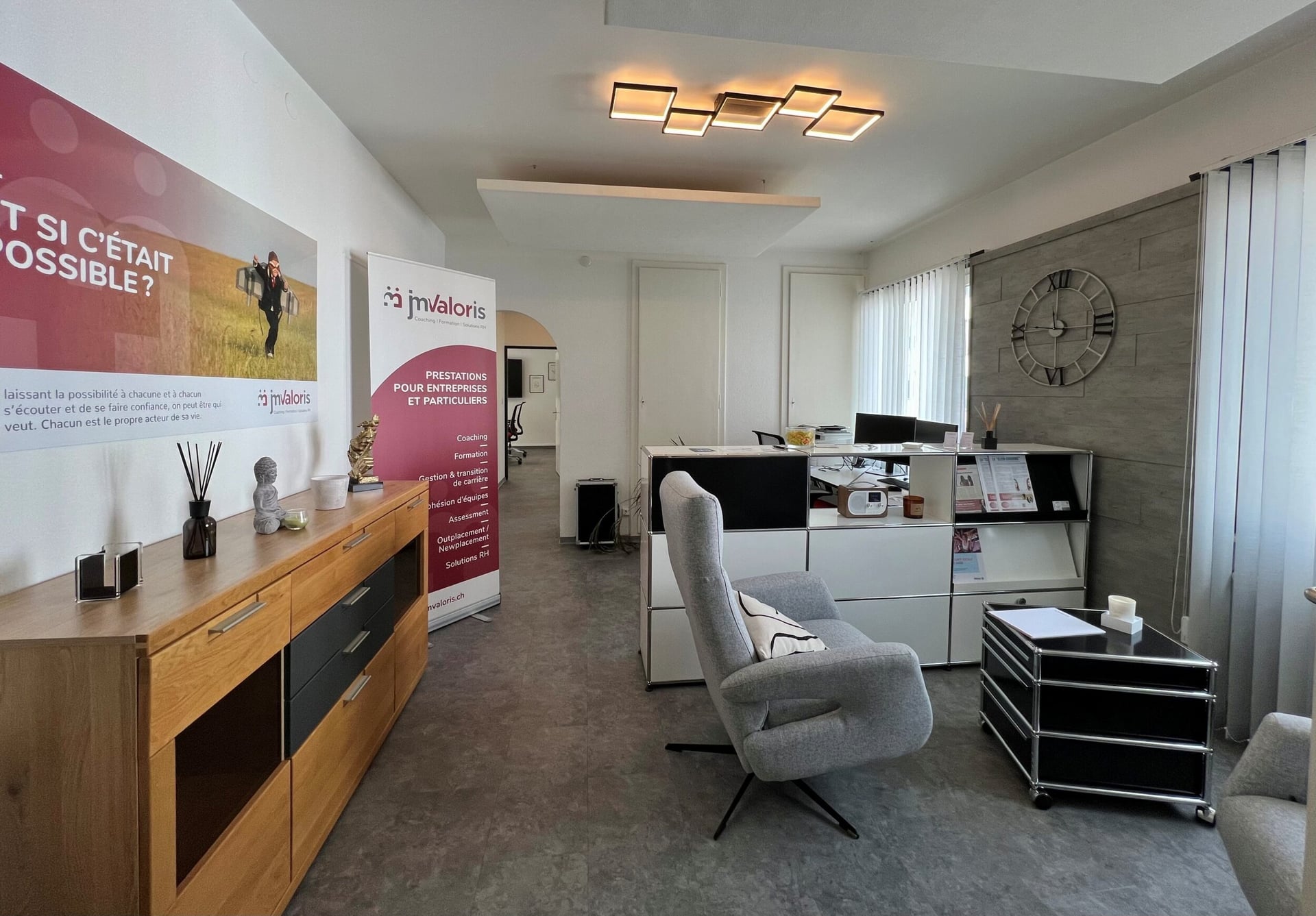 À louer à Delémont bureau de 2.5 pièces au 1er étage avec ascenseur - photo 3