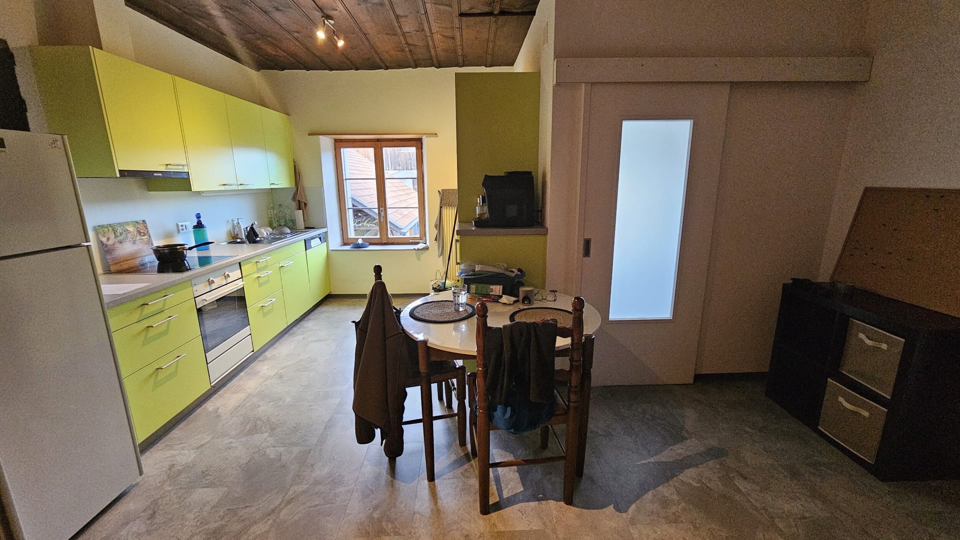 Chaleureux appartement 3.5 pièces au 1er étage à louer à Sornetan - photo 2