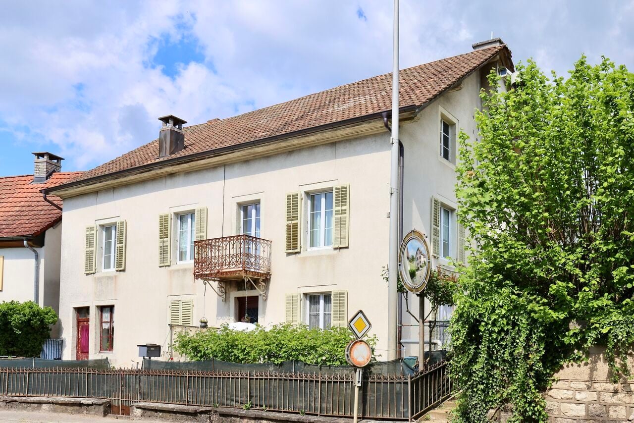 À Boncourt à vendre immeuble de rendement de 3 unités locatives - photo 1