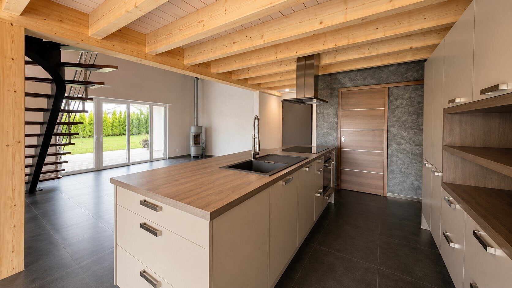 À vendre belle maison de 4 pièces avec grand garage/local à Cornol - photo 2