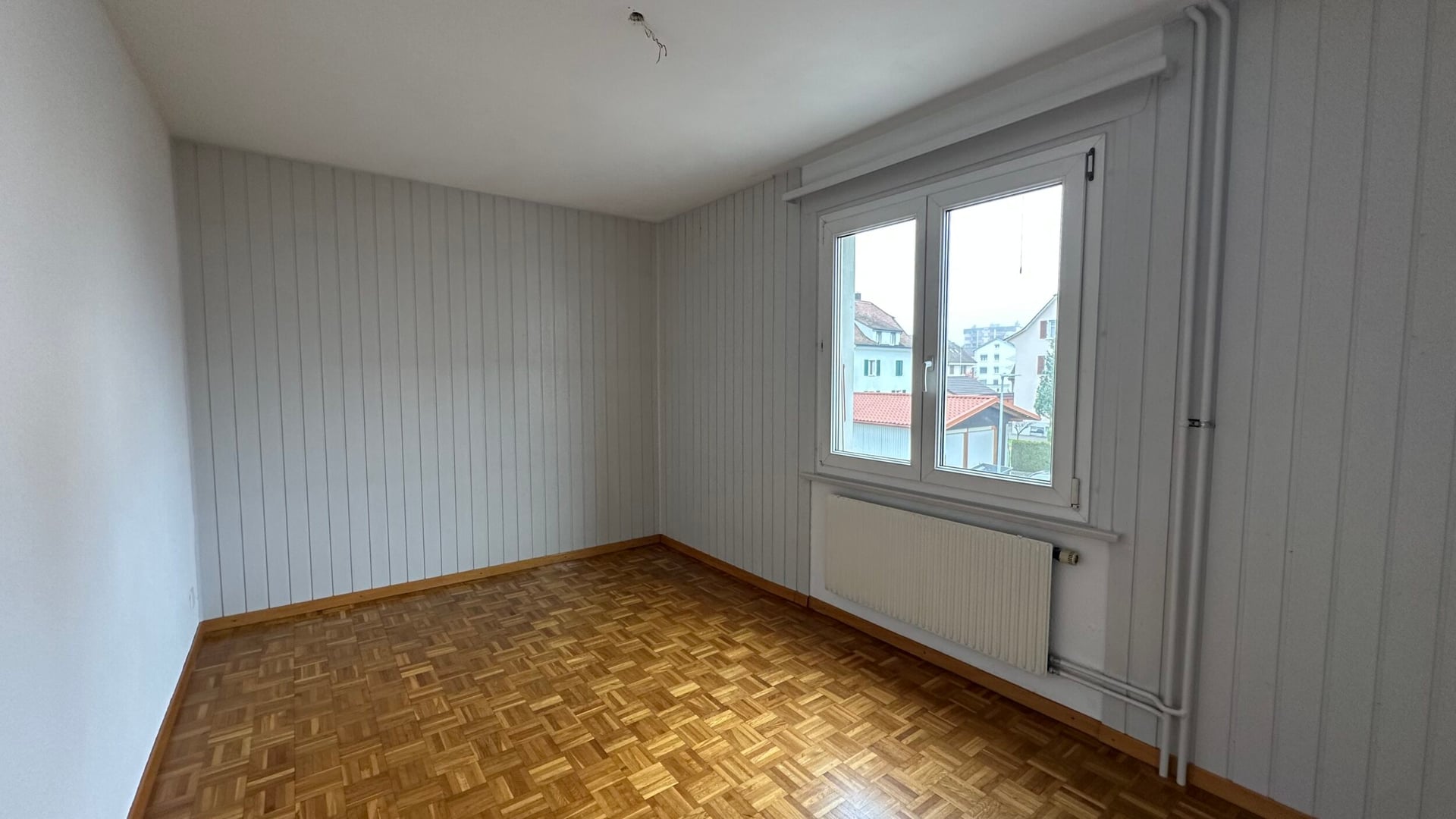 À vendre appartement de 3,5 pièces au 1er étage avec balcon à Delémont - photo 3