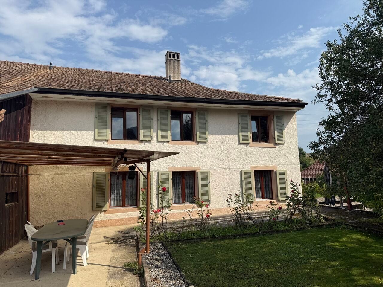 Située à Courfaivre maison de 2 appartements à vendre - photo 2