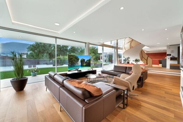 Superbe villa de luxe de 8 pièces à vendre à Courtételle - photo 4