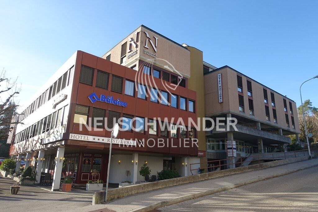 Situé dans le coeur de Delémont magnifique immeuble mixte - photo 2