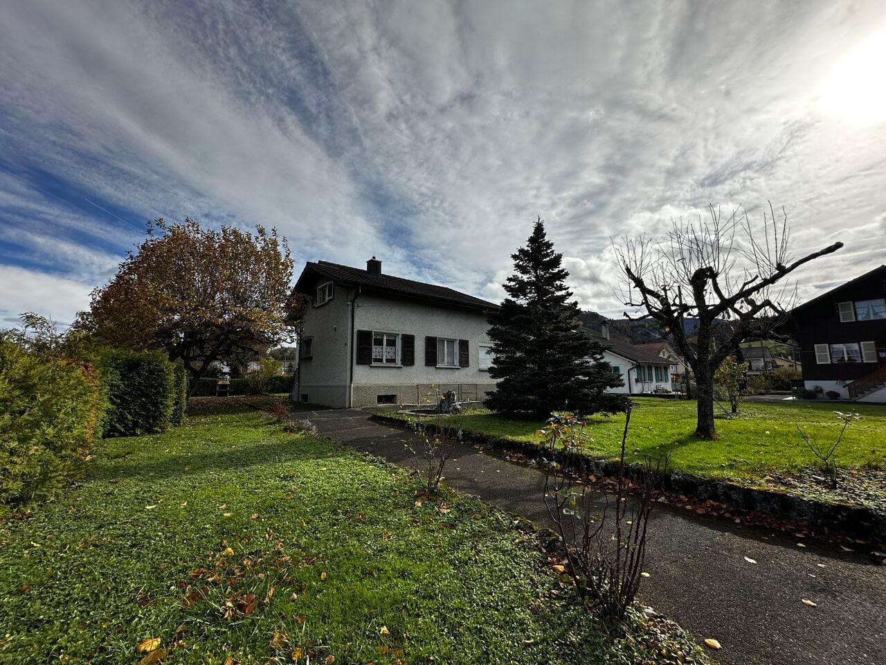 Maison familiale de 6.5 pièces à vendre à Courrendlin - photo 3