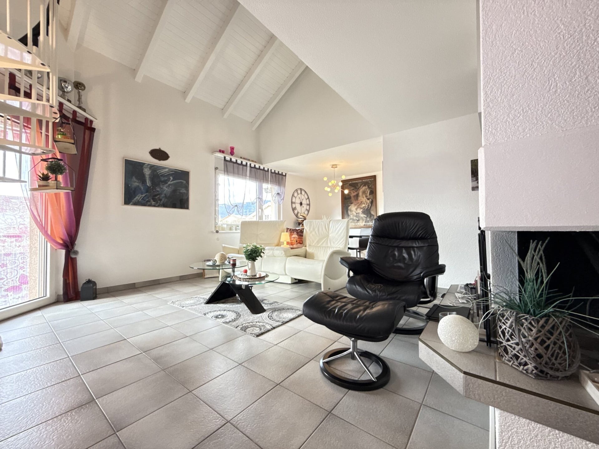 À Bassecourt appartement de 4.5 pièces avec mezzanine à vendre - photo 1