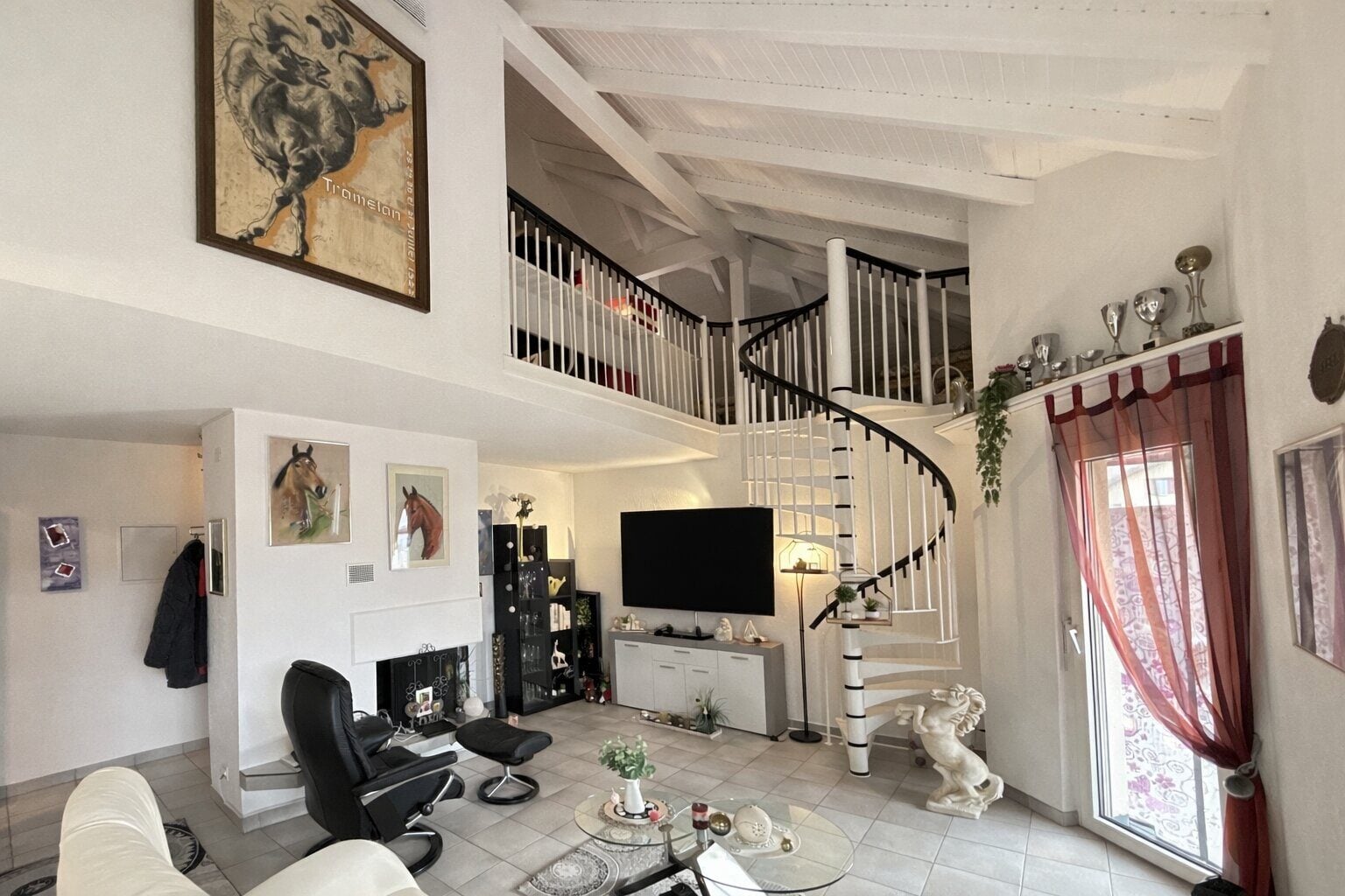 À Bassecourt appartement de 4.5 pièces avec mezzanine à vendre - photo 2