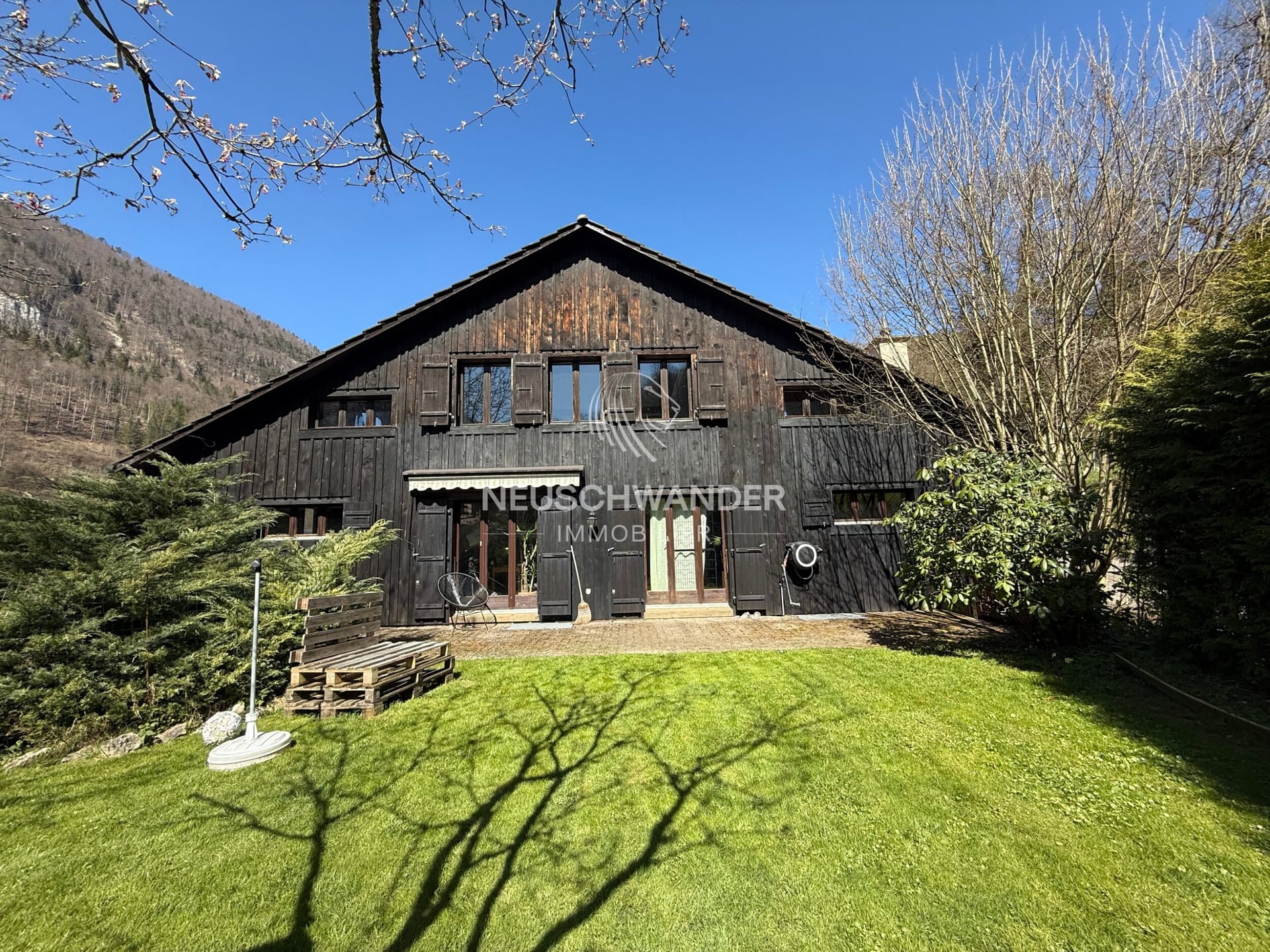 À vendre maison mitoyenne de 4 pièces à Roches - photo 1