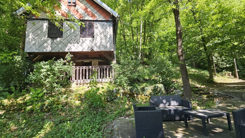 À Moutier à vendre immeuble de rendement de 5 appartements tous loués - photo 2
