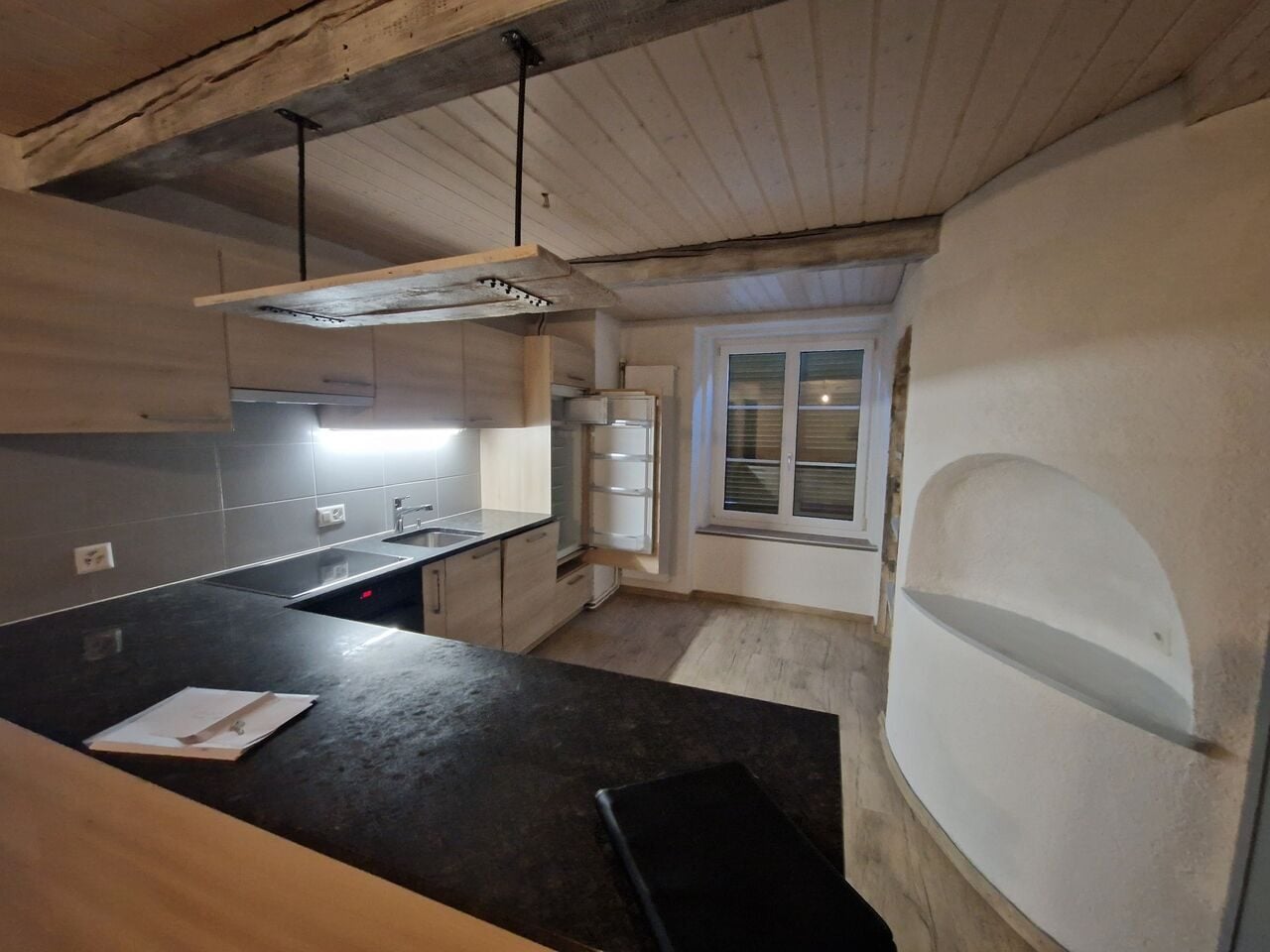 À Porrentruy immeuble de 3 appartements et 1 commerce - photo 2