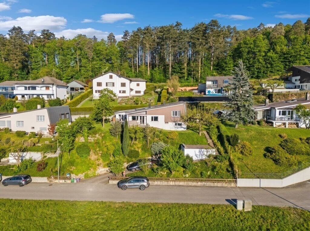 À Fontenais maison familiale de 5.5 pièces à vendre - photo 1
