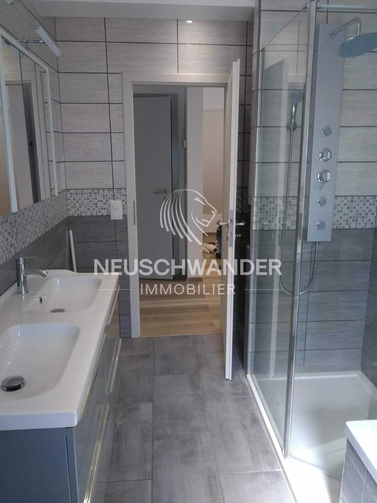 Maison de village rénovée avec 3 appartements à vendre à Courtemaîche - photo 5