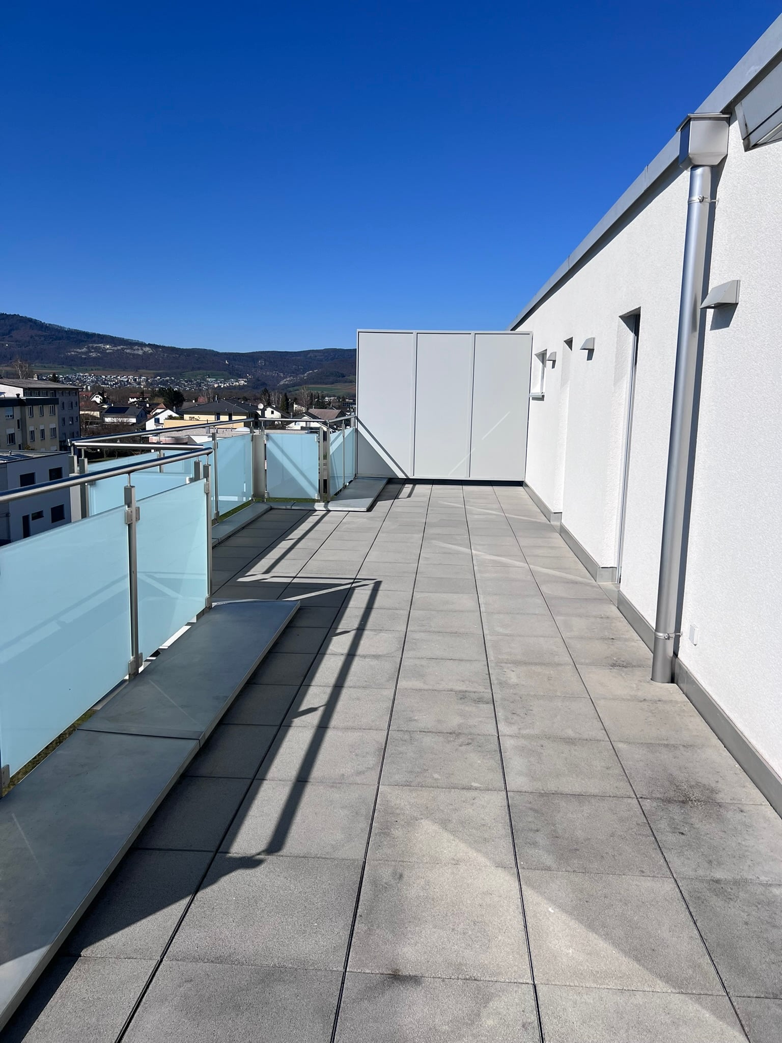 Courrendlin - très bel attique moderne de 3.5 pièces - photo 2