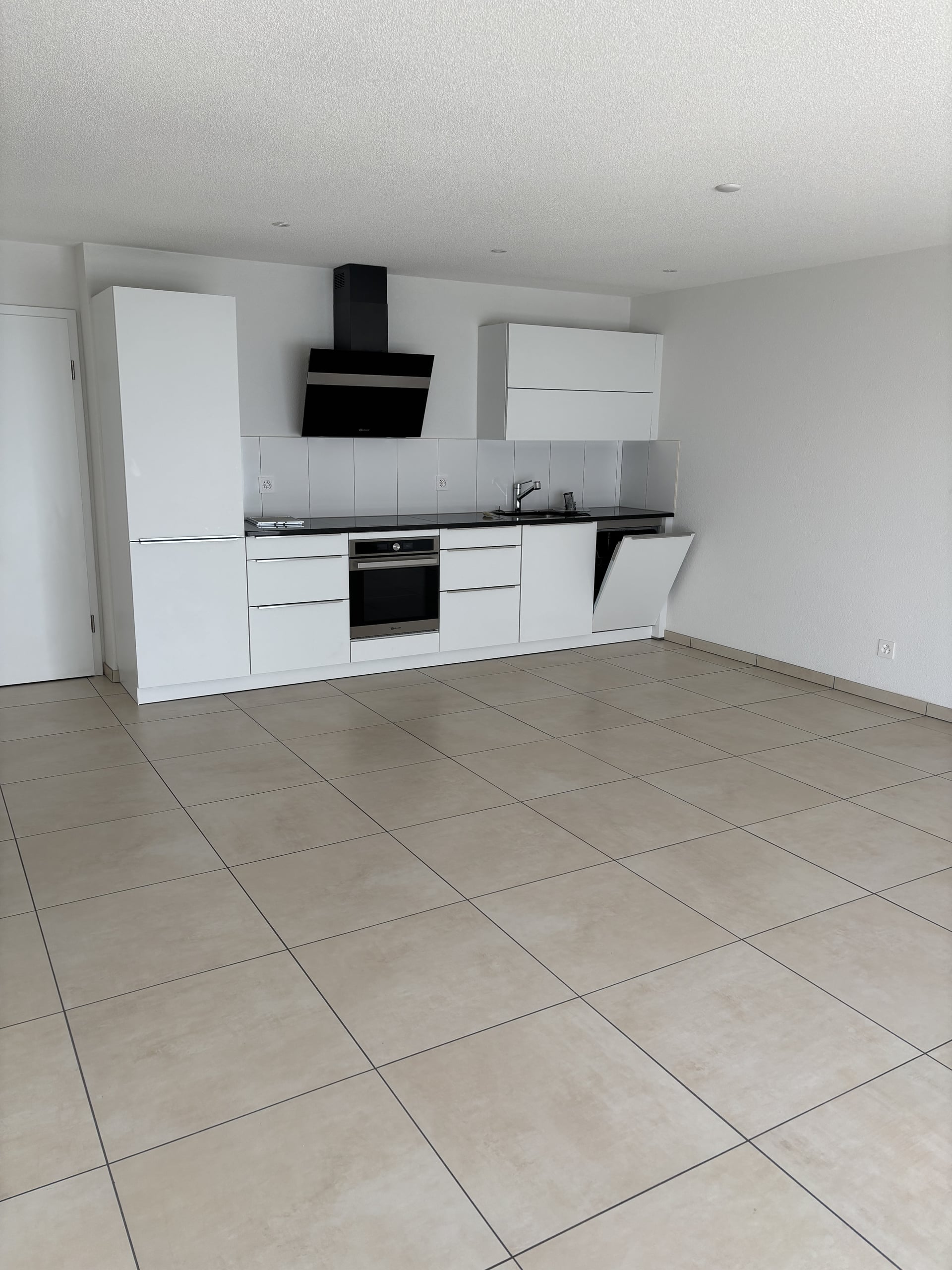 Courrendlin - magnifique appartement récent de 2,5 pièces - photo 1