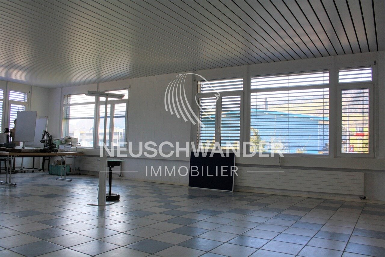 Local commercial de 120 m2 à louer à Glovelier - photo 5