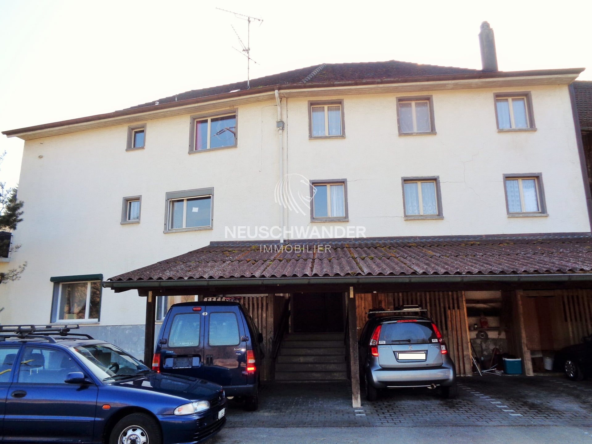 Couvert à véhicule à louer à Courfaivre - photo 2