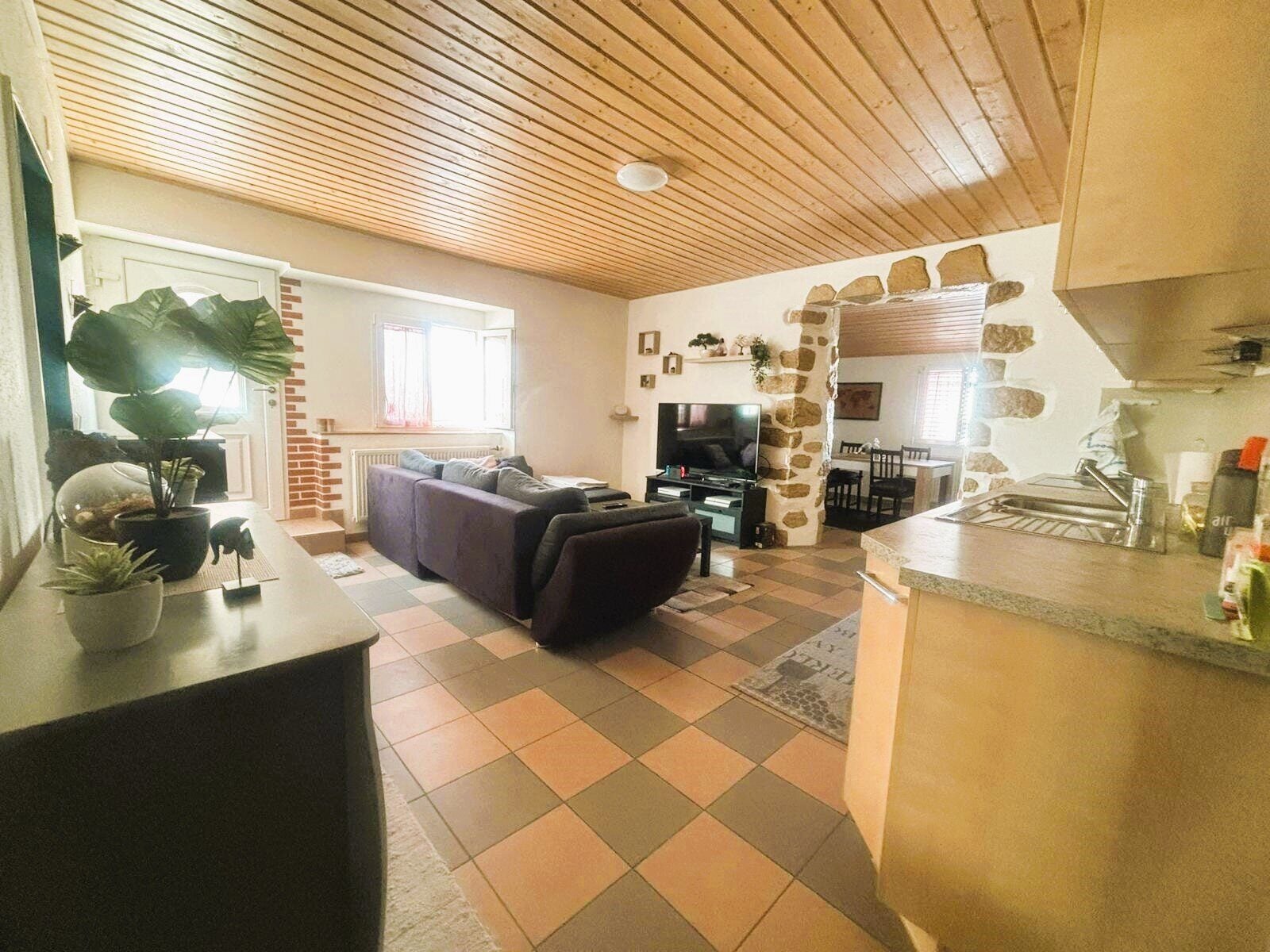 À Courfaivre appartement de 4.5 pièces à louer au 1er étage - photo 2