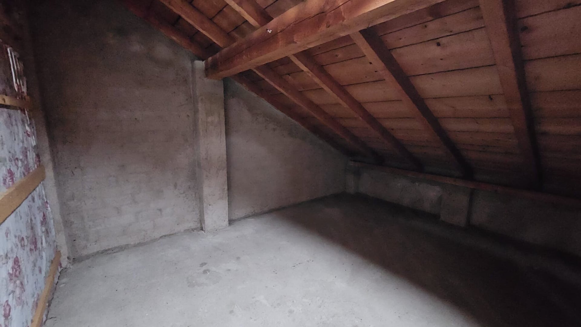 Galetas/Garde-meubles de 14.5 m2 à 28.5 m2 à Delémont - photo 4