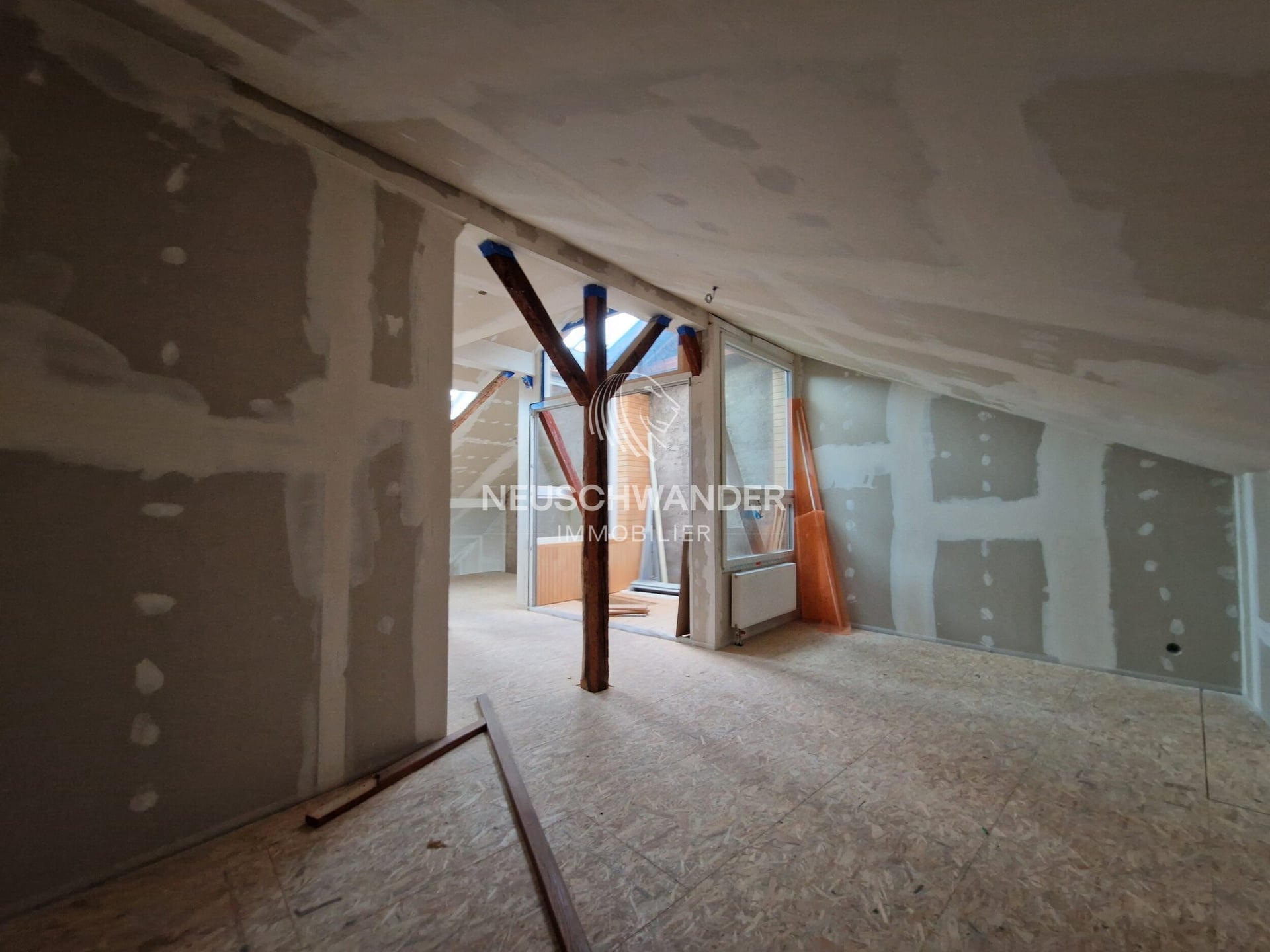 Loft en duplex de 2.5 pièces au 3ème étage à Delémont - photo 4