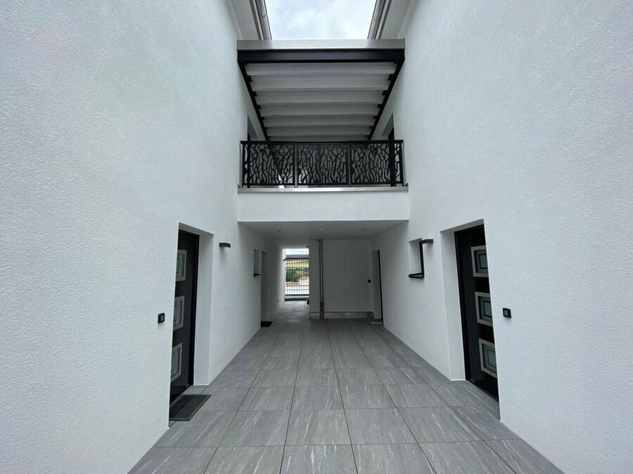 À louer appartement de 3,5 pièces à Porrentruy avec jardin privatif - photo 3