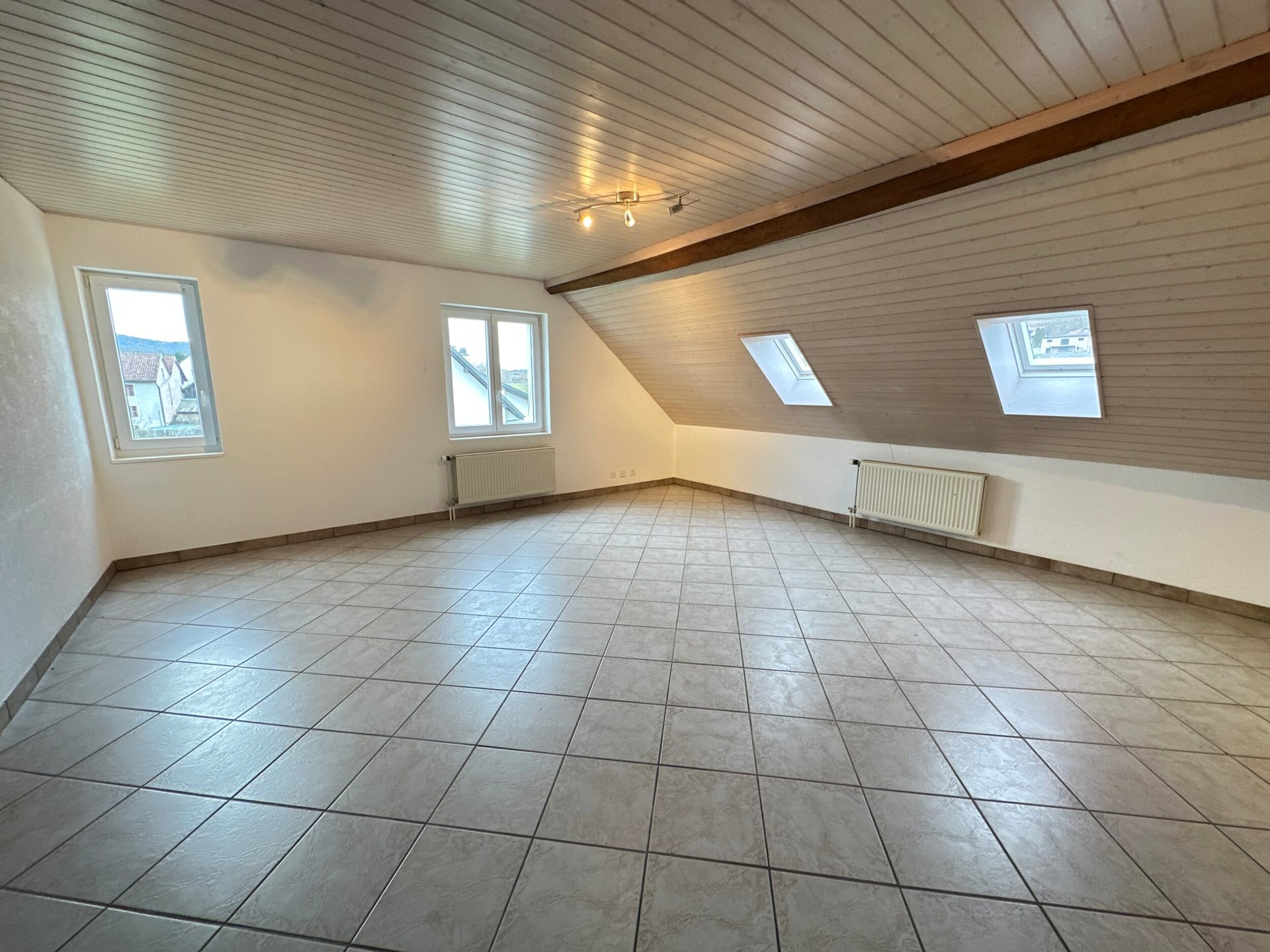 A louer appartement de 3.5 pièces à Chevenez - photo 4