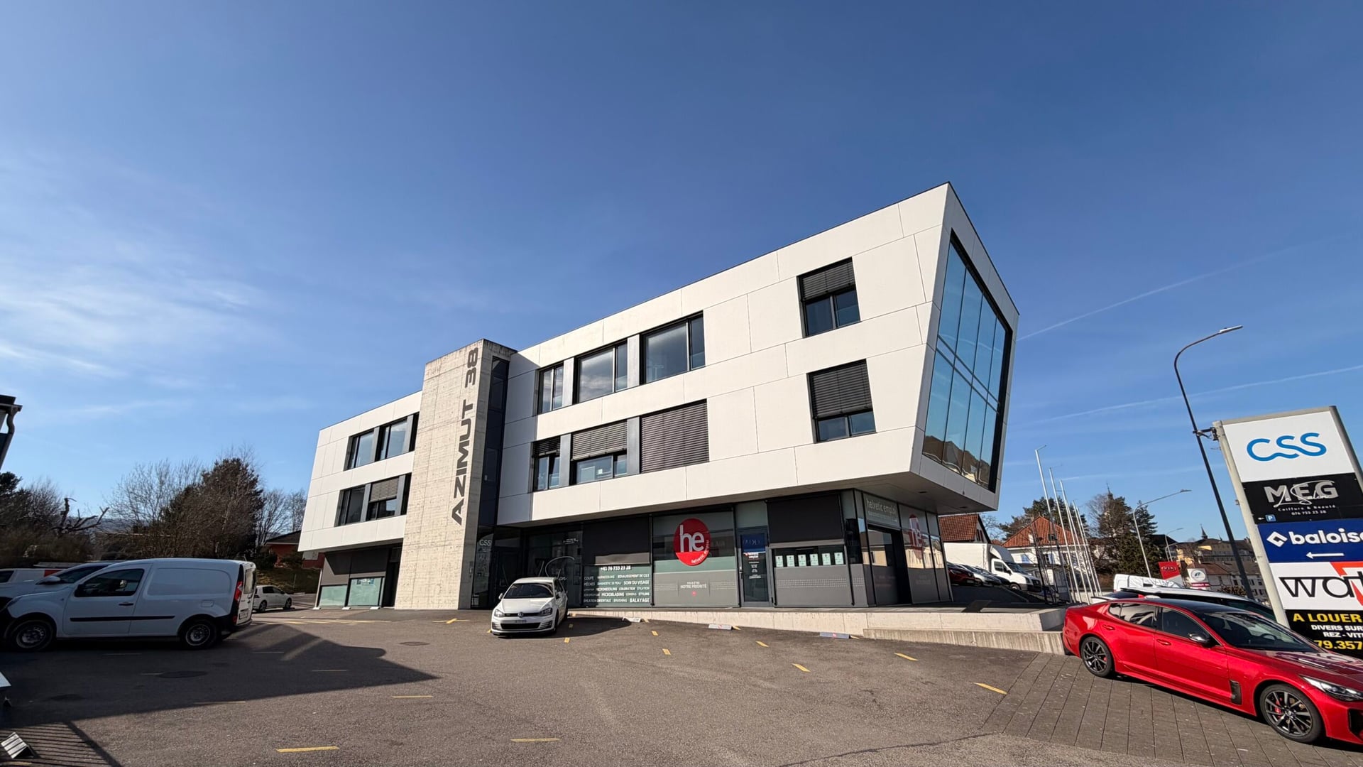 Surface commerciale de 198 m2 à louer dans la ville de Porrentruy - photo 1