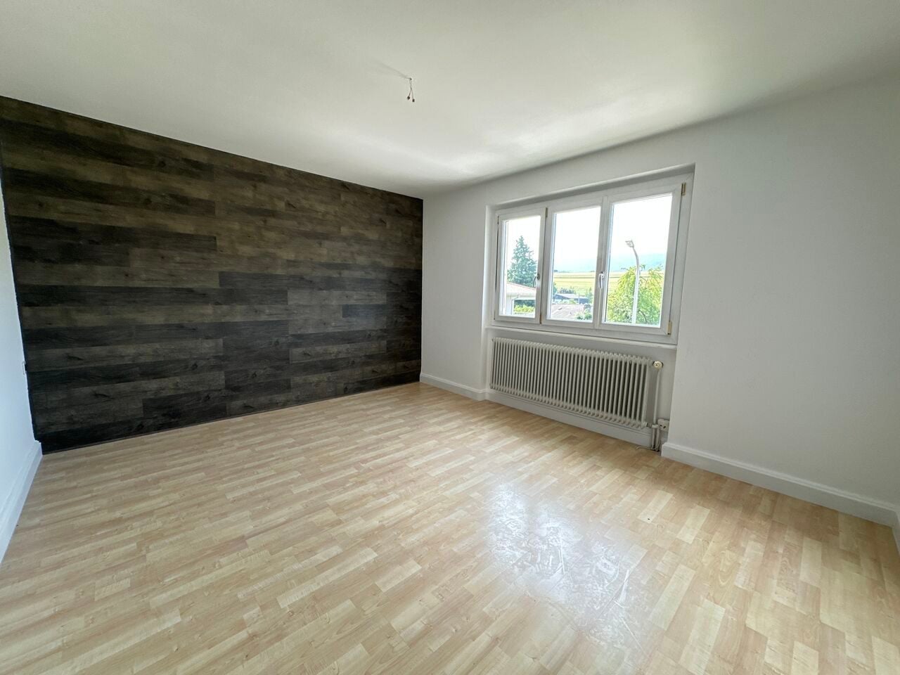 Maison familiale de 9 pièces à vendre à Fontenais - photo 3