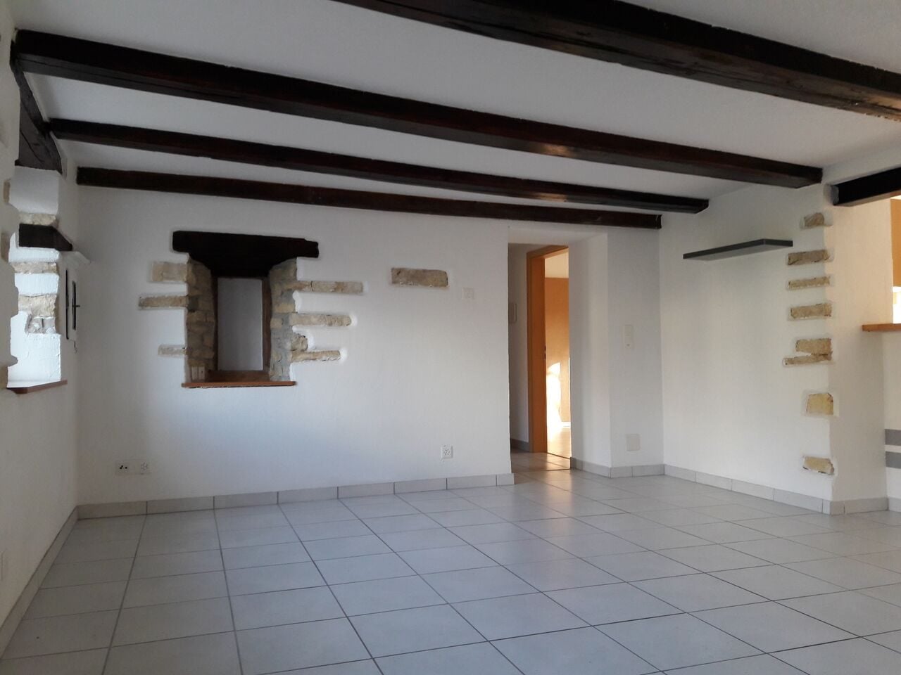 À Montignez maison locative composée de 2 appartements rénovés - photo 2