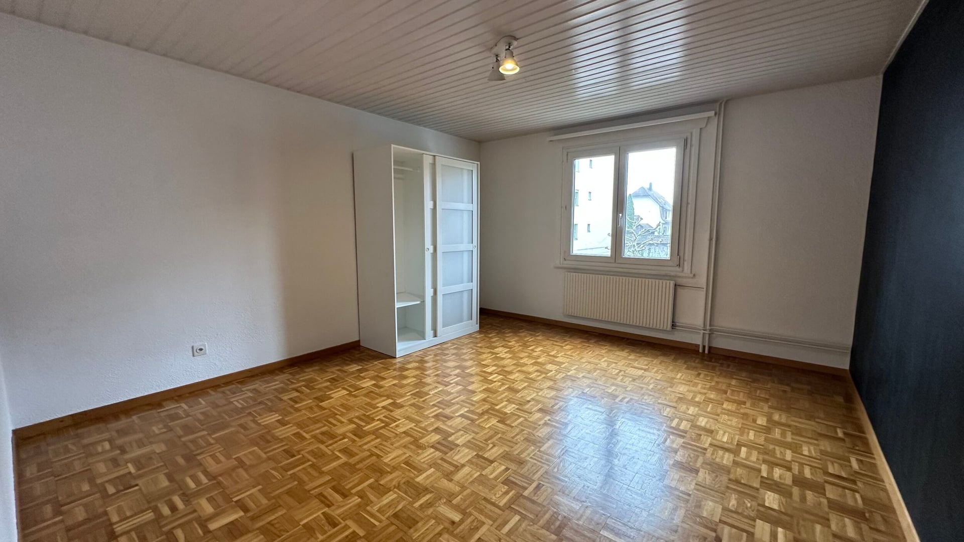 À vendre appartement de 3,5 pièces au 1er étage avec balcon à Delémont - photo 5