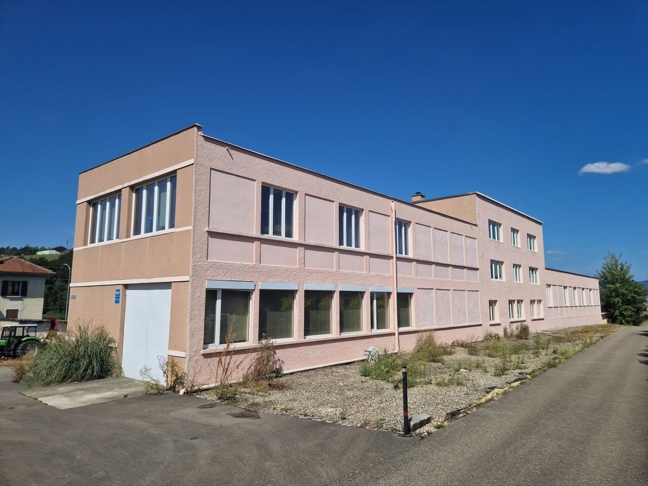 Usine avec 2 appartements à vendre à Courfaivre - photo 1