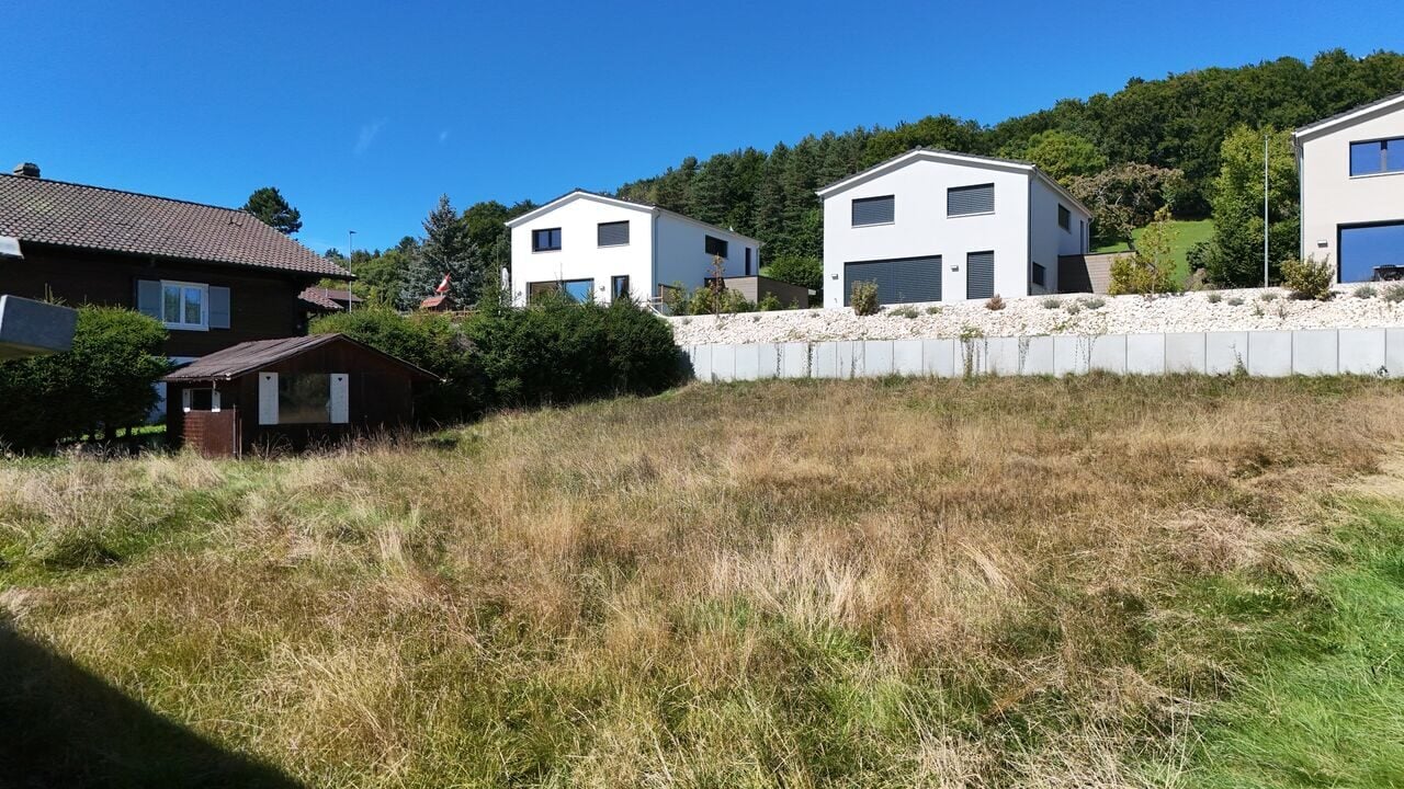 Dans la village de Movelier terrain de 682 m2 en HA à vendre - photo 3