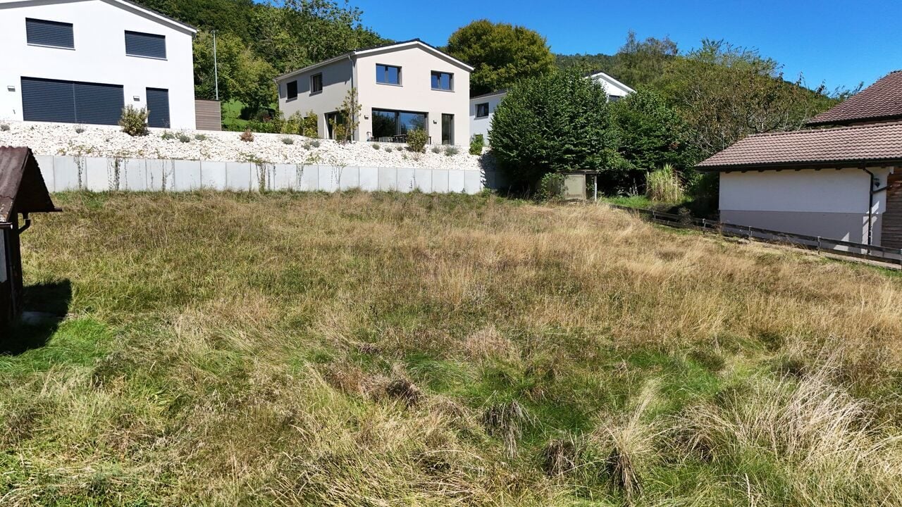 Dans la village de Movelier terrain de 682 m2 en HA à vendre - photo 5