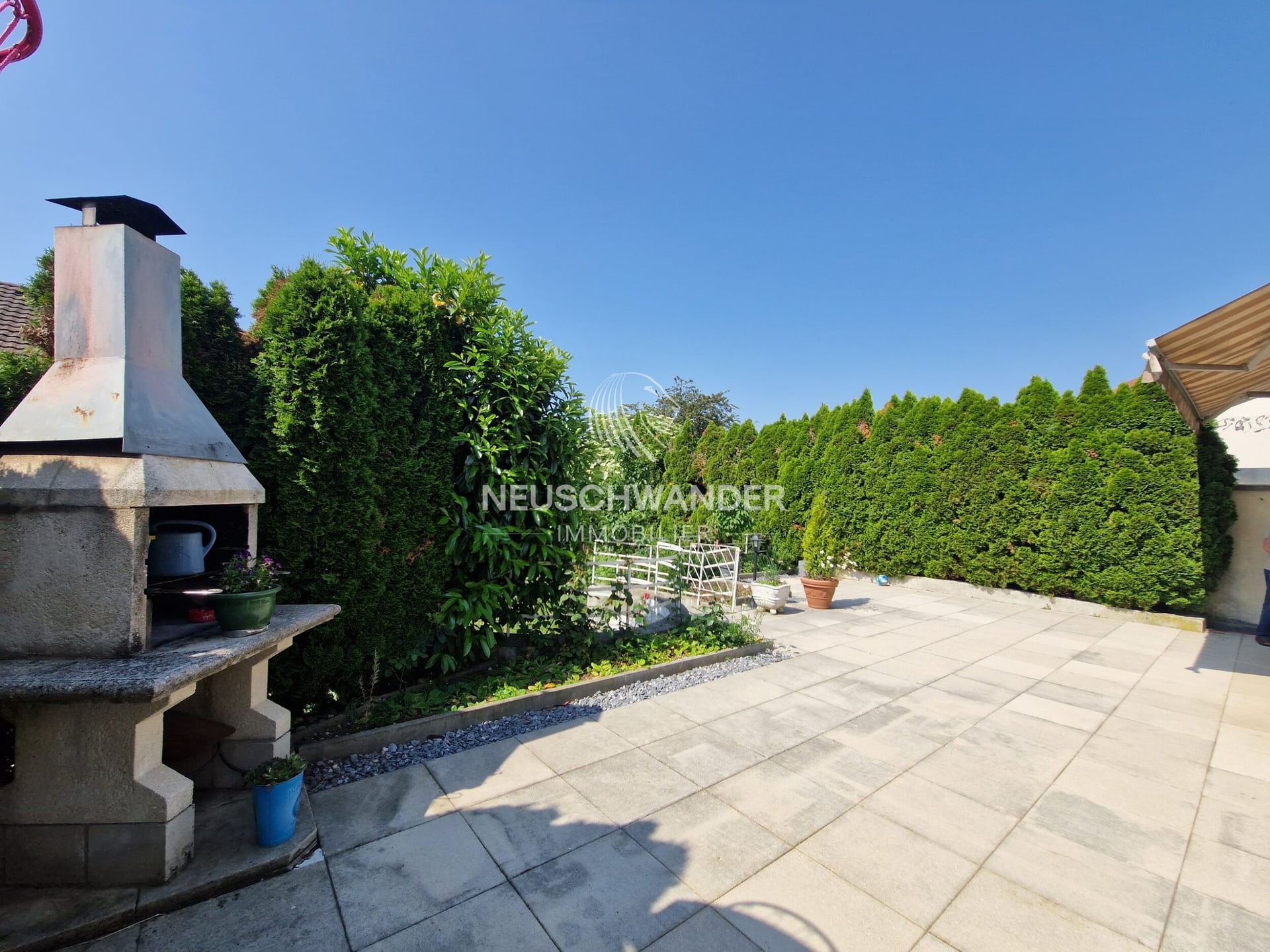 À vendre à Courroux spacieuse maison de 6.5 pièces - photo 2