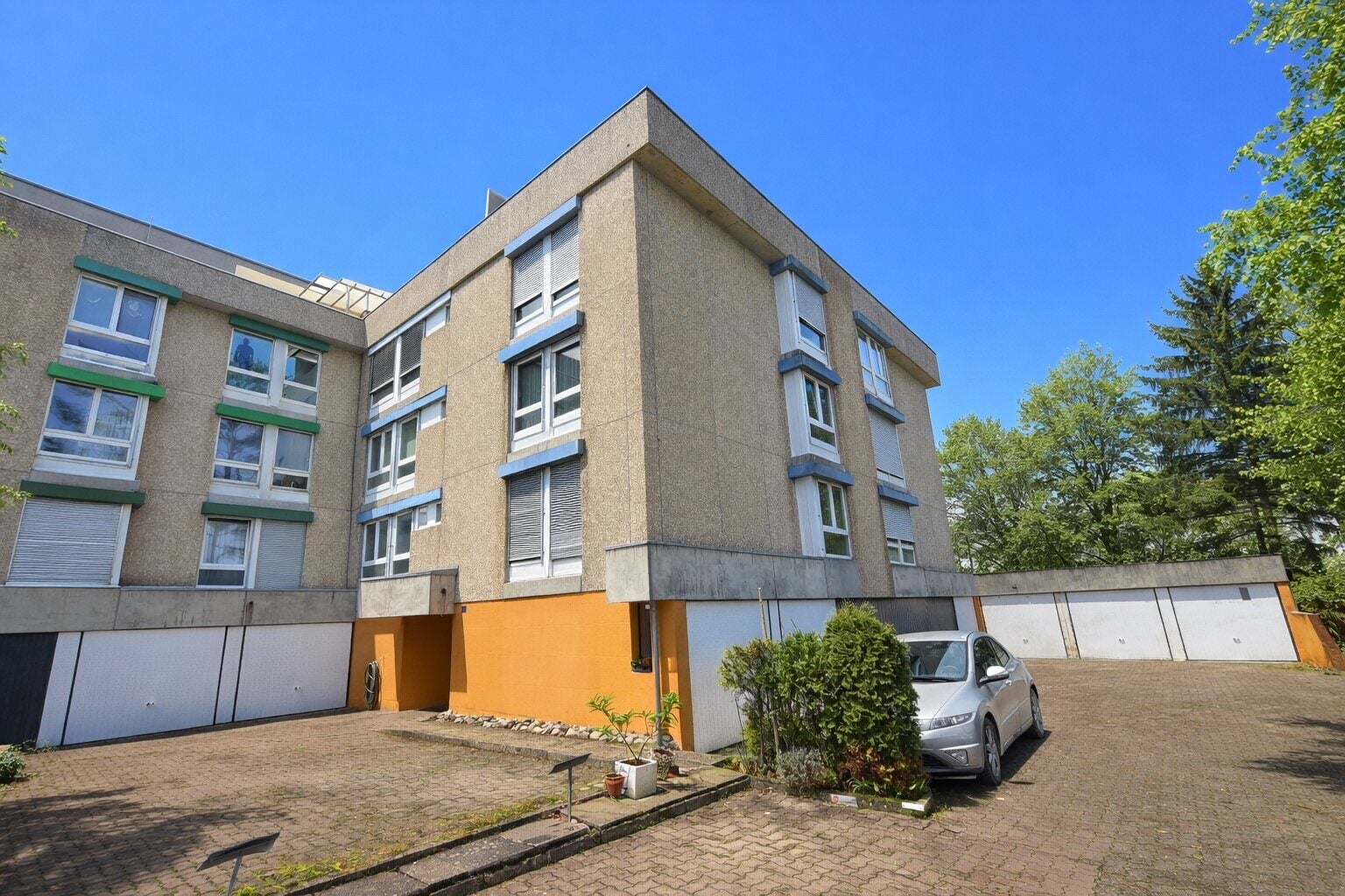 À vendre à Courroux appartement de 4.5 pièces au 1er étage - photo 1