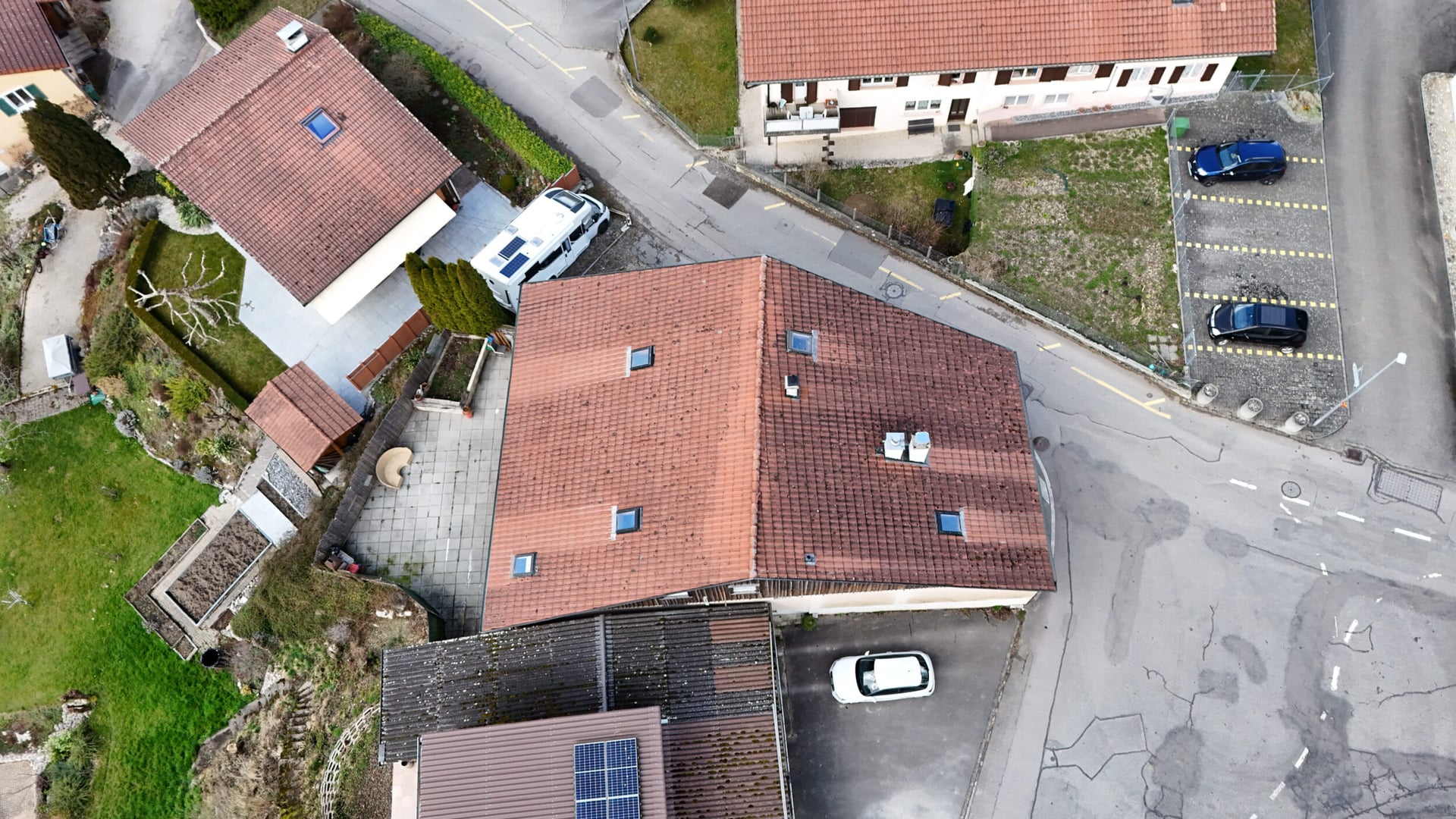 À vendre à Eschert charmante maison de 3 appartements - photo 3