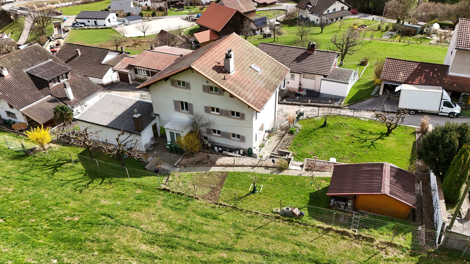 À vendre à Roches (BE) immeuble de 3 appartements avec 4 garages - photo 3