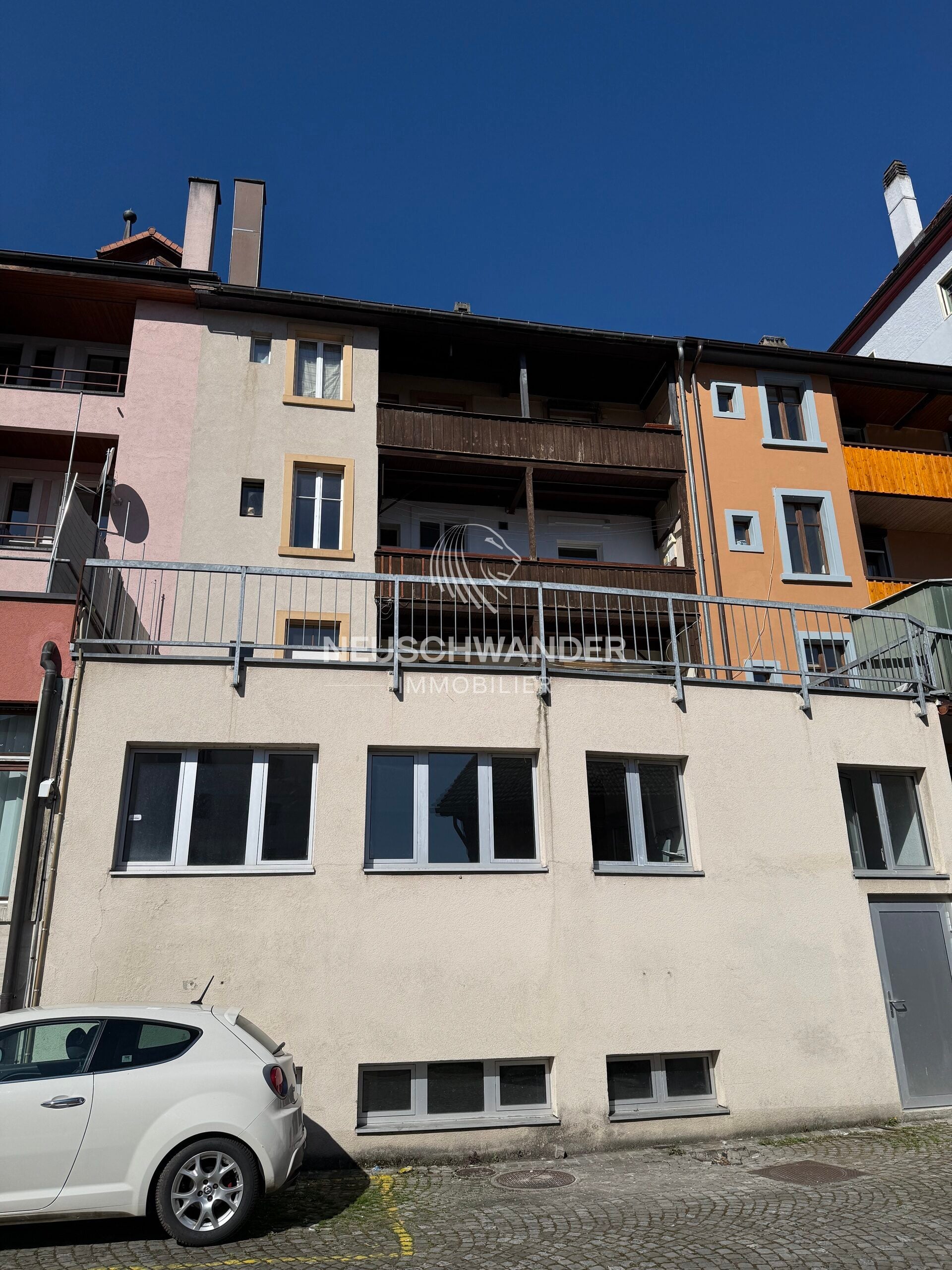 À vendre à Moutier immeuble de rendement de 3 logements et 1 commerce - photo 5