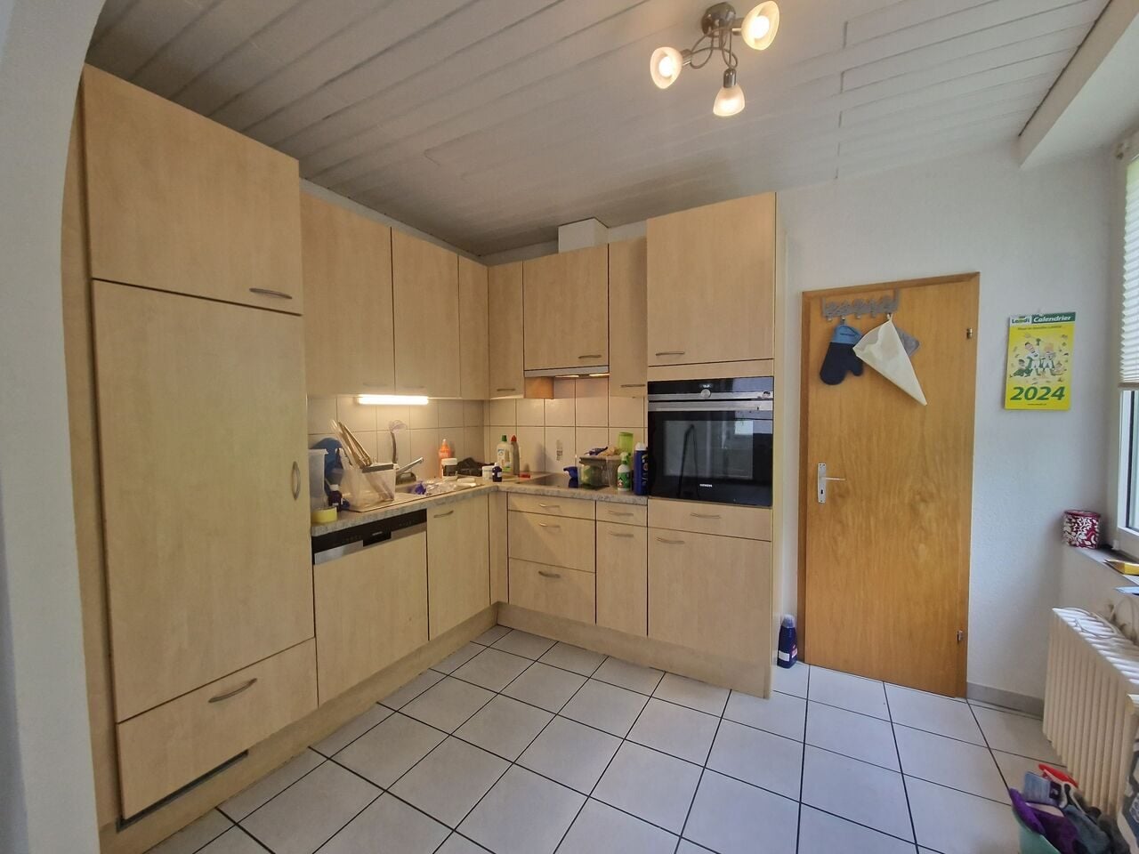 À Moutier à vendre accueillante maison de 2 appartements - photo 5