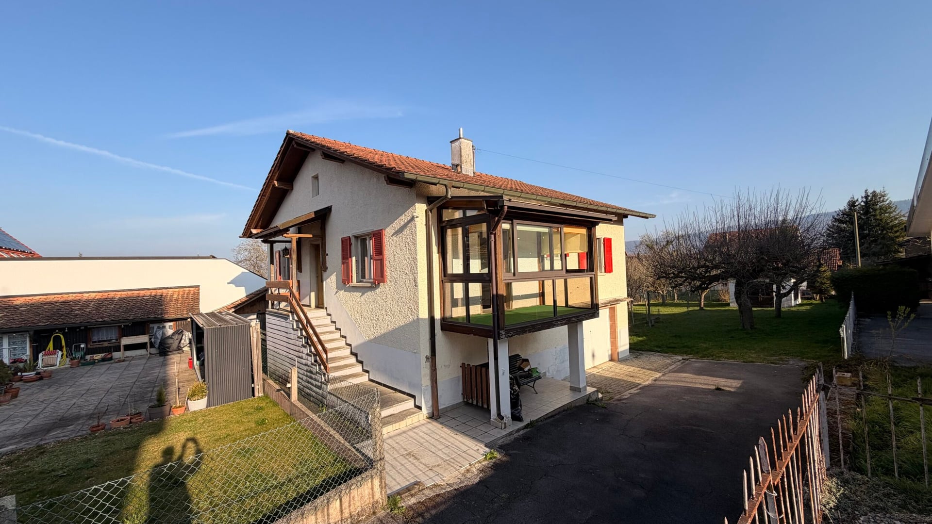 À vendre maison de 5 pièces avec grand jardin arboré à Courtedoux - photo 1