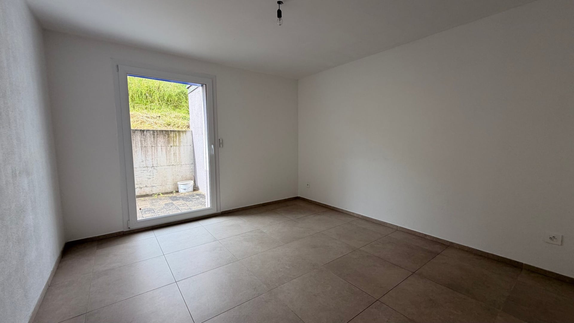 Appartement de 4.5 pièces au rez à louer à Courfaivre - photo 5