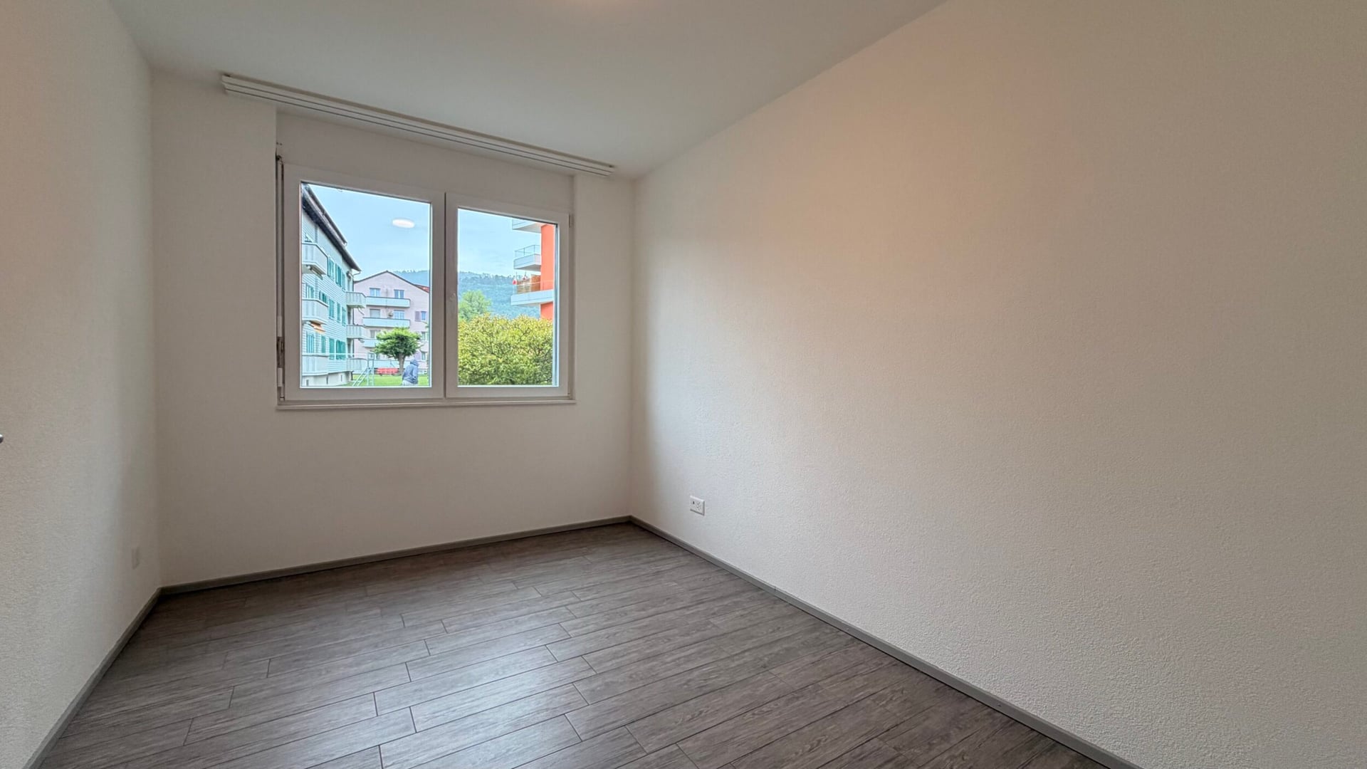 À louer à Courrendlin appartement à plain-pied de 3.5 pièces - photo 3