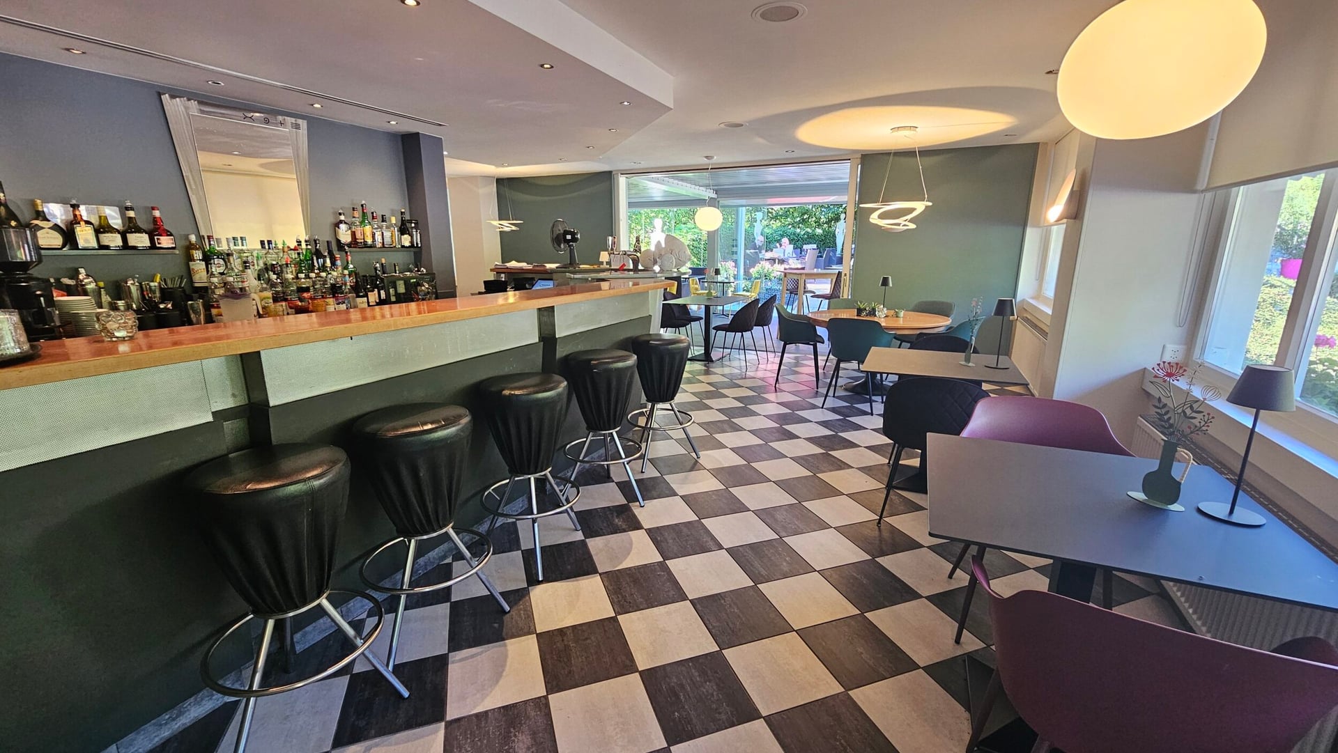 Hôtel-restaurant-brasserie de renommée à vendre à Porrentruy - photo 4