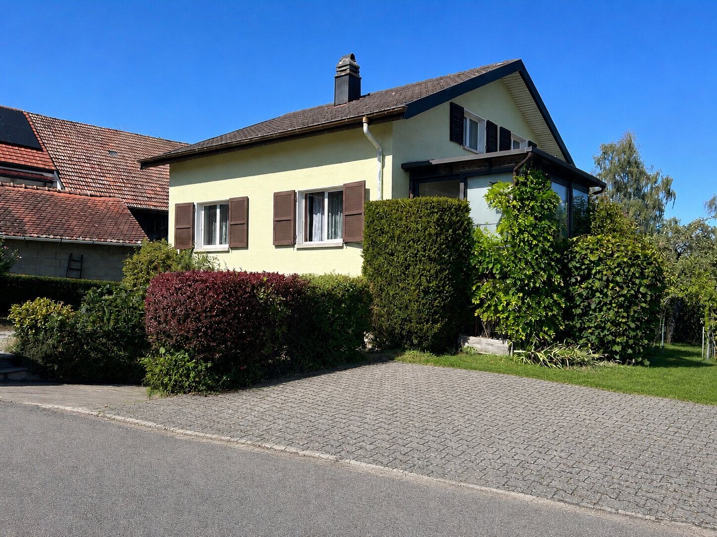 Charmante maison de 5 pièces à Courtedoux à vendre - photo 1