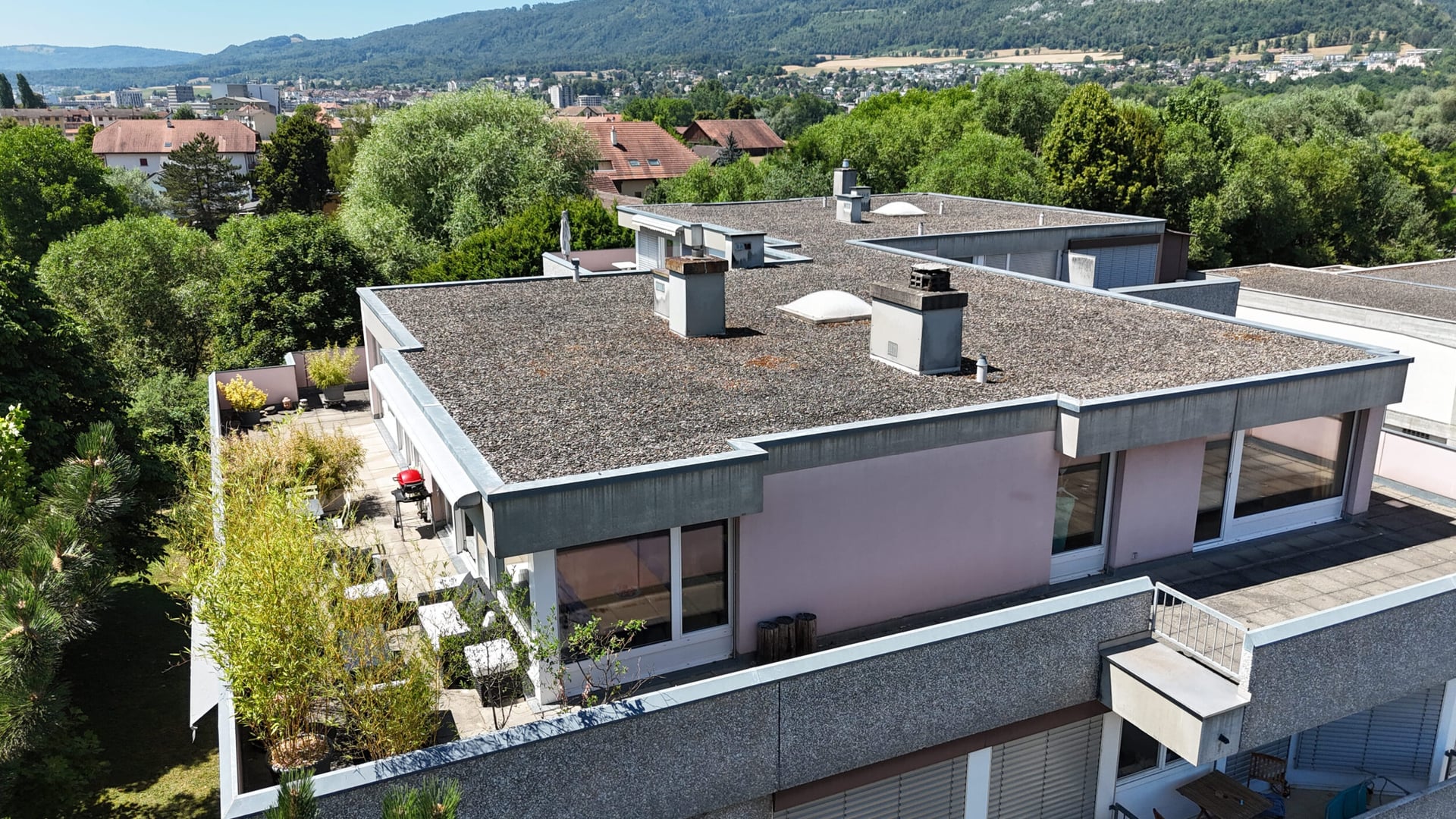 À vendre à Courroux attique de 6.5 pièces avec terrasse panoramique - photo 3