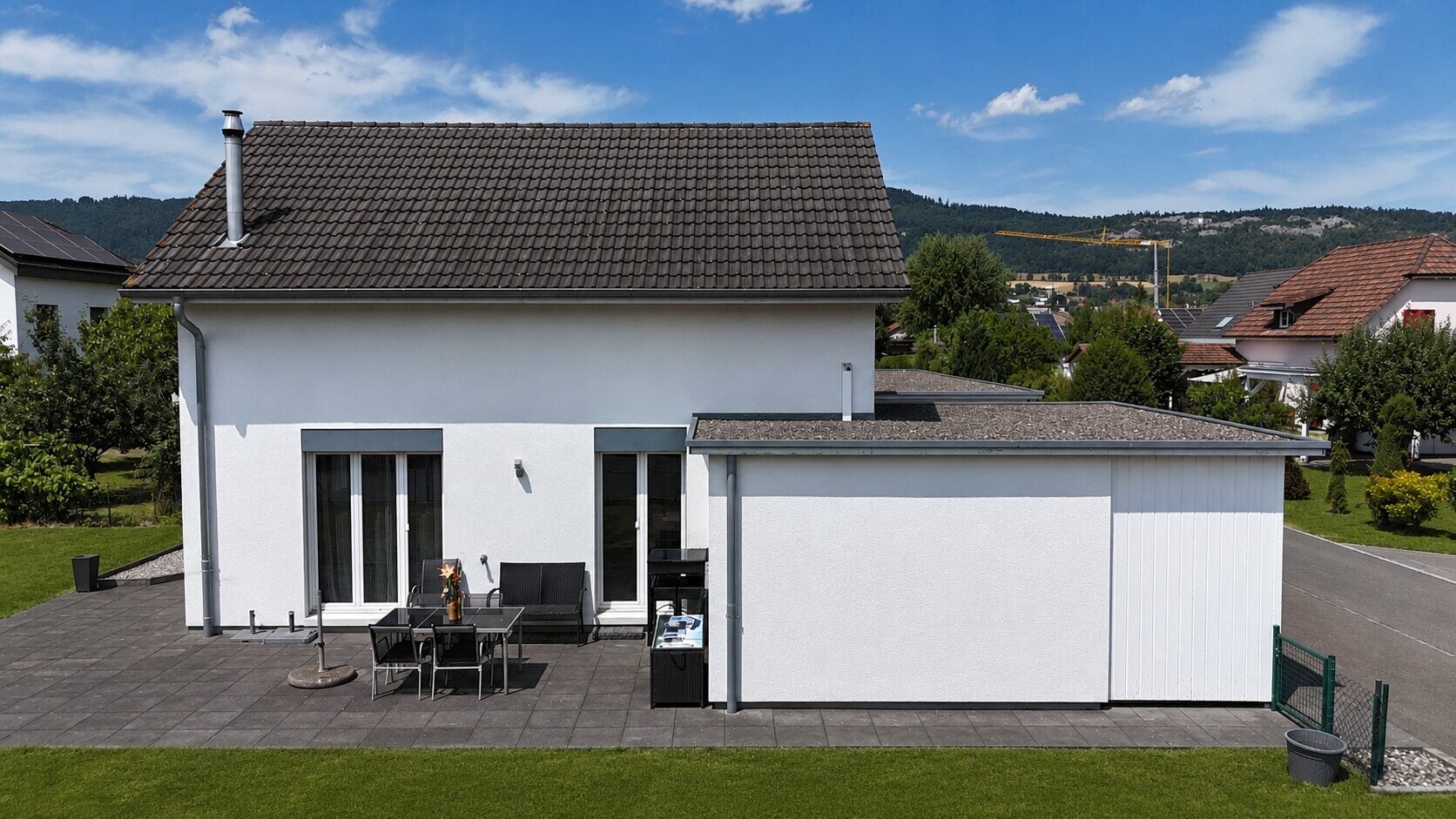 À vendre à Delémont spacieuse villa familiale 5.5 pièces avec jardin - photo 3